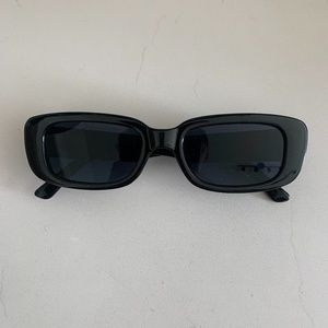 VINTAGE Black Rectangle Sunglasses